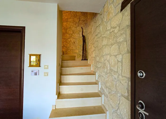 Stone Stefanos Posidi Vila